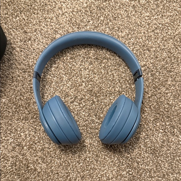 Beats Solo 4
